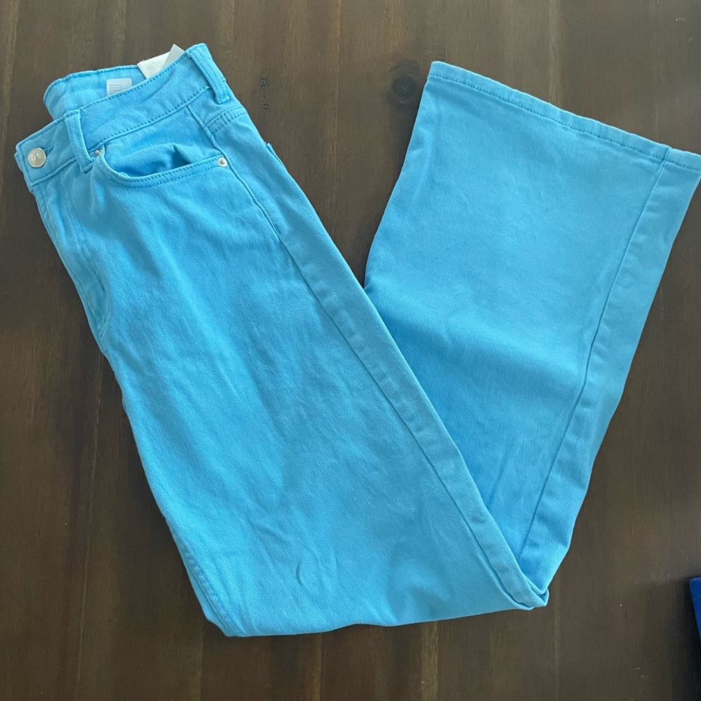 H&M Divided bright Blue Denim wide leg  Jeans size 2